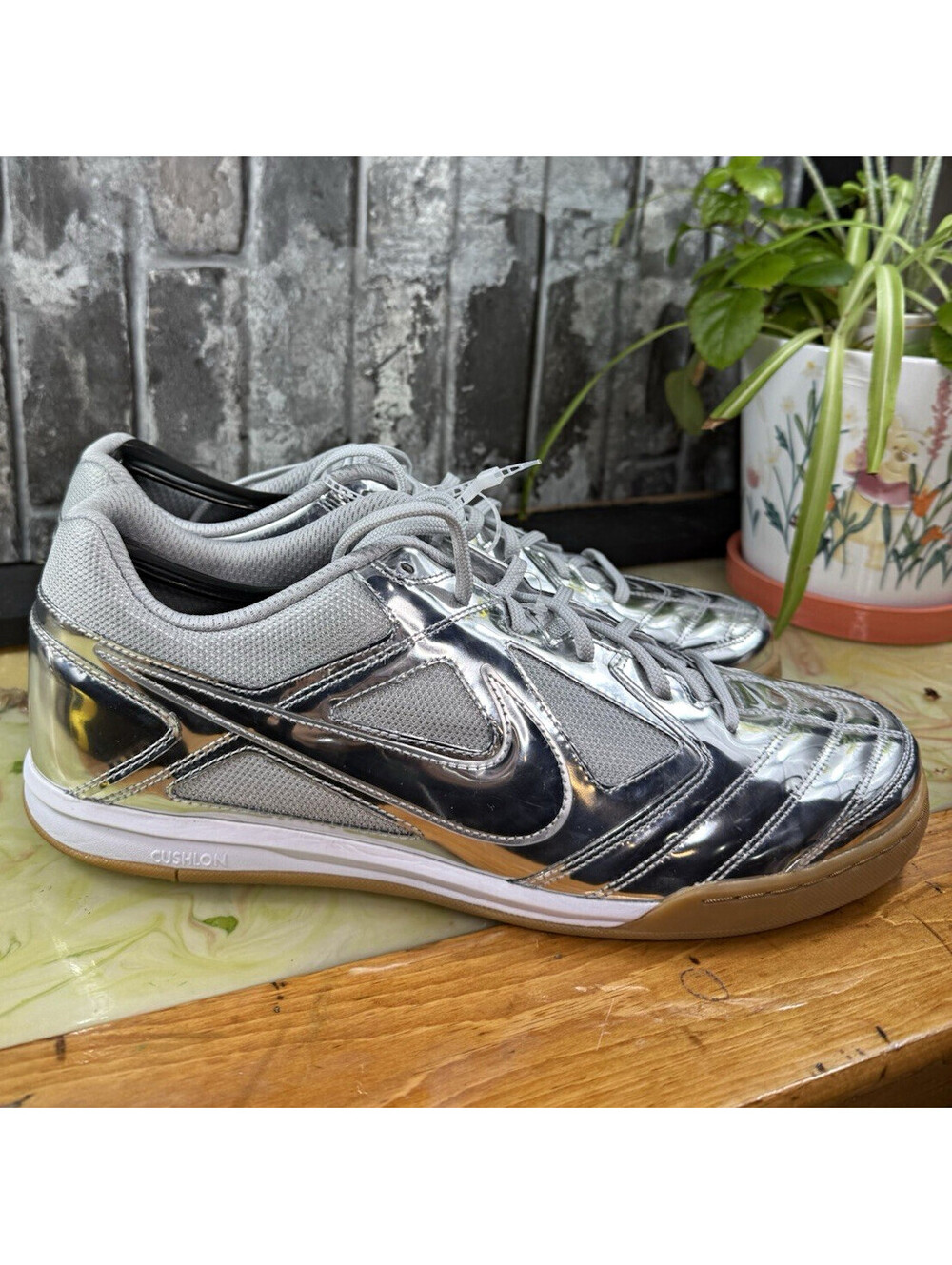 Nike Gato LV8 Chrome Silver/Gray Low Top Lace-Up Men's Soccer Sneaker